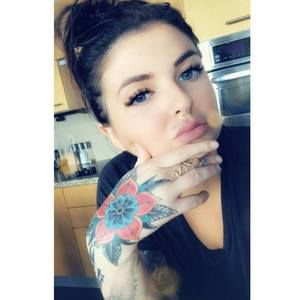 Meet your Posher, Katie